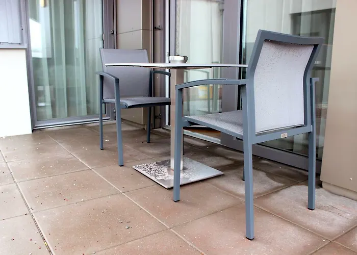 Schweitzer Center Apartman