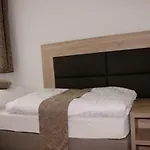 Schweitzer Center * 그라츠