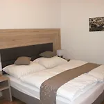 Schweitzer Center * 그라츠