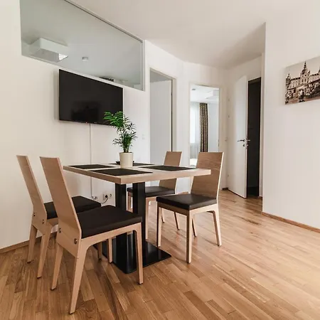 Schweitzer Center Apartment Graz