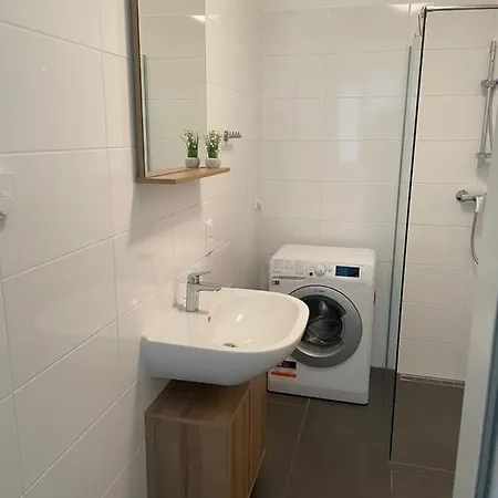 Schweitzer Center Apartment Graz