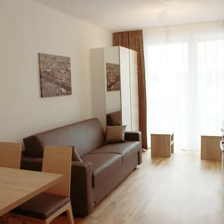 Schweitzer Center Apartment Graz