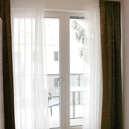 Schweitzer Center Apartamento Graz
