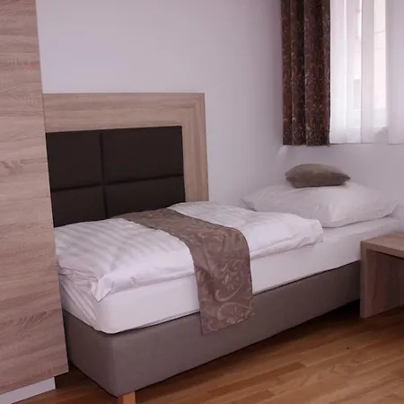 Апартаменти Schweitzer Center Грац